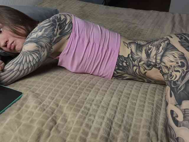 YoRHa2B Live Webcam on BongaCams