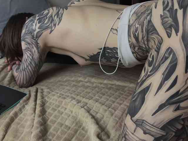 YoRHa2B Live Webcam on BongaCams