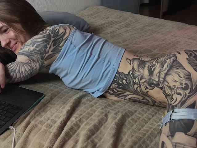 YoRHa2B Live Webcam on BongaCams