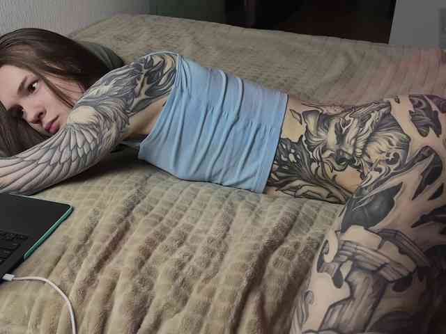 YoRHa2B Live Webcam on {site_name}