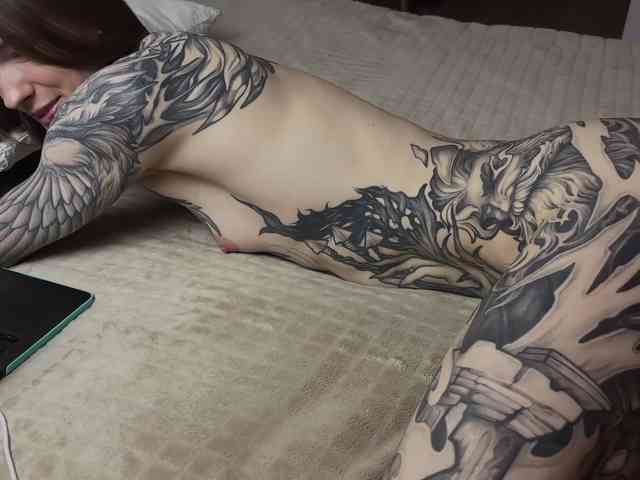 YoRHa2B Live Webcam on BongaCams