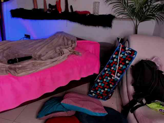 Highcouple11 Highcouple11