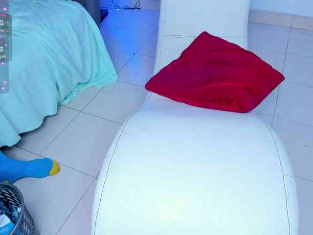 Highcouple11 webcam