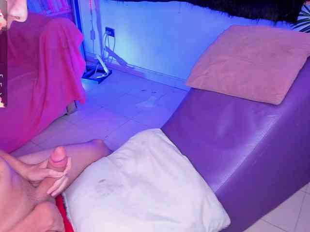 Highcouple11 Highcouple11