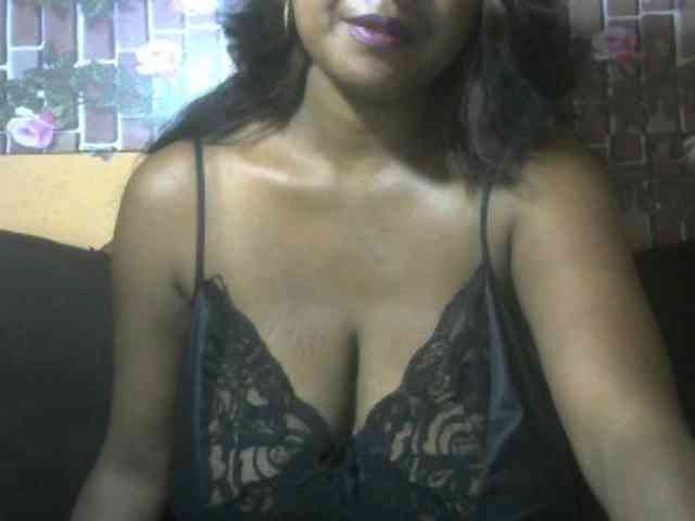 Chocolat96 Live Webcam on BongaCams