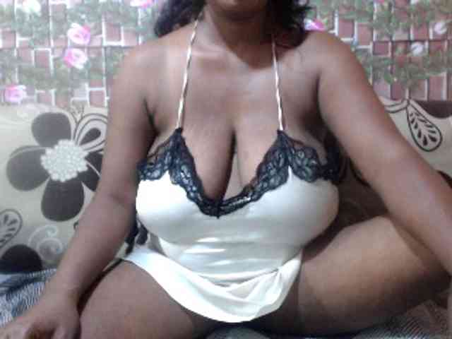 Chocolat96 Live Webcam on BongaCams