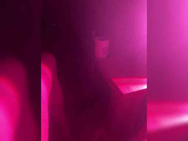 Krasotkaurod1313 webcam