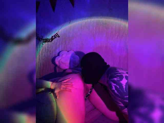 laskishow Live Webcam on BongaCams