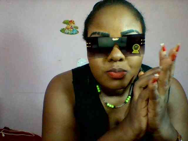 Cynthiarothrock5 webcam