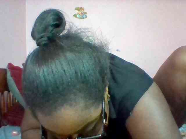 Cynthiarothrock5 webcam