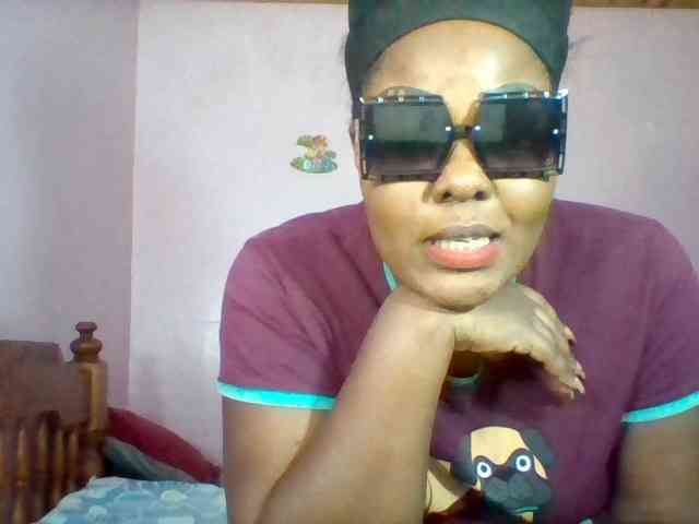 Cynthiarothrock5 webcam