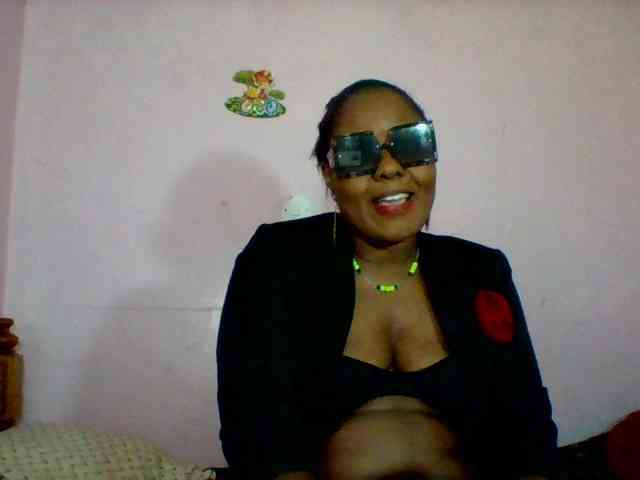 Cynthiarothrock5 webcam