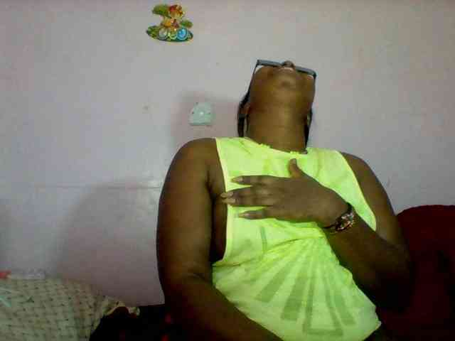 Cynthiarothrock5 webcam