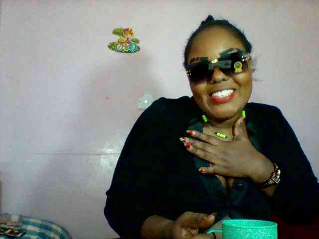 Cynthiarothrock5 webcam