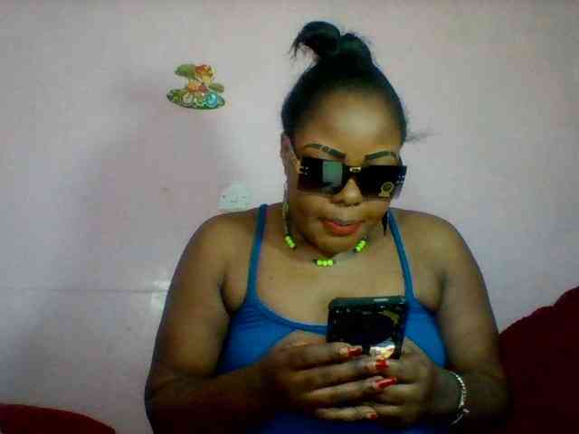Cynthiarothrock5 webcam