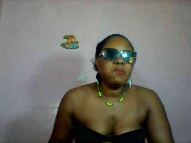 Cynthiarothrock5 webcam