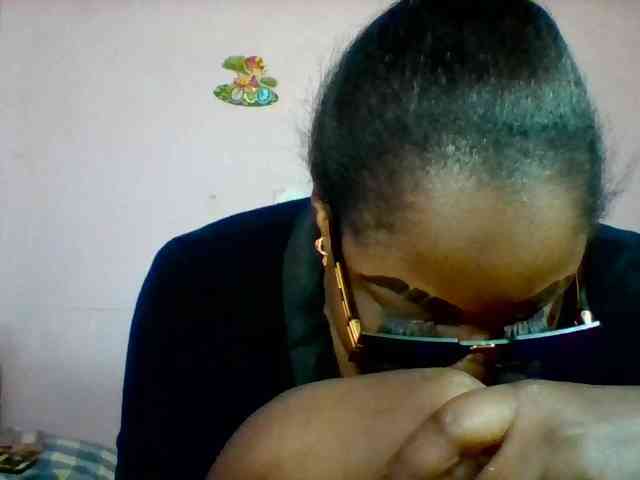 Cynthiarothrock5 webcam