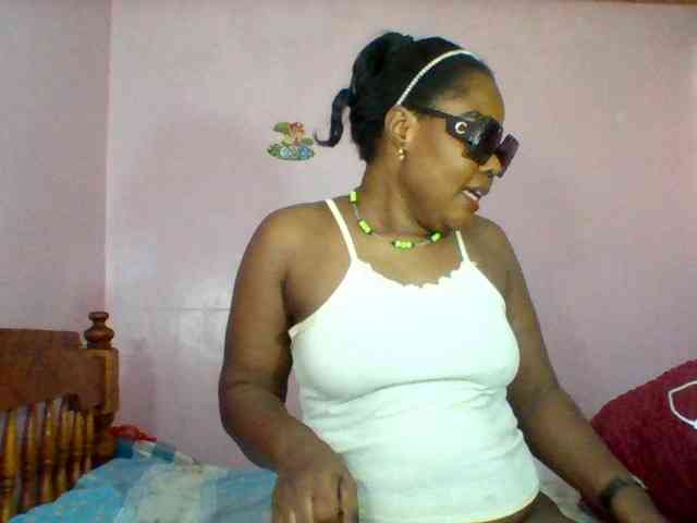 Cynthiarothrock5 webcam
