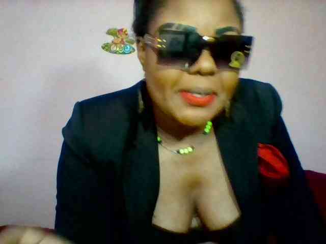 Cynthiarothrock5 webcam