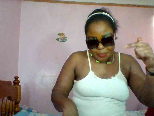 Cynthiarothrock5 webcam