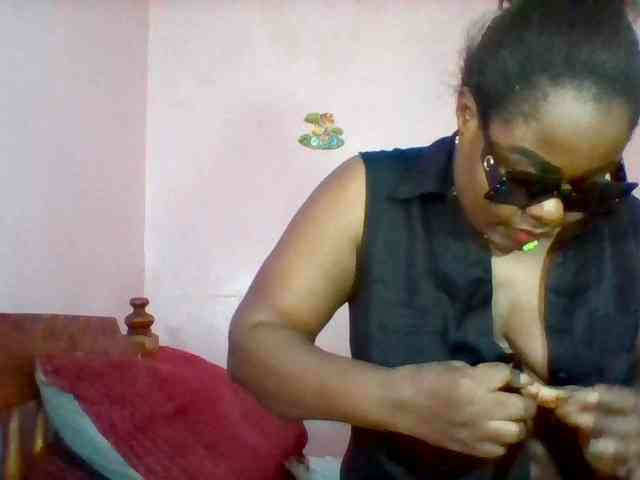 Cynthiarothrock5 webcam