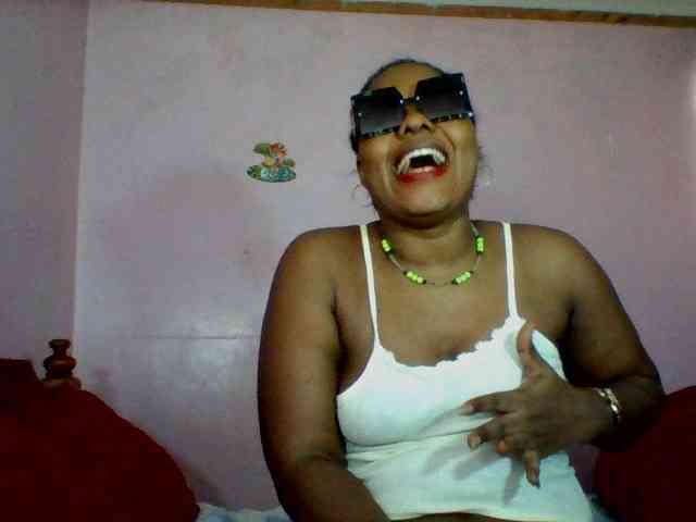 Cynthiarothrock5 webcam