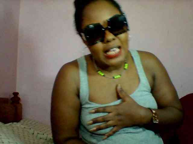 Cynthiarothrock5 webcam