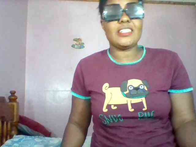 Cynthiarothrock5 webcam
