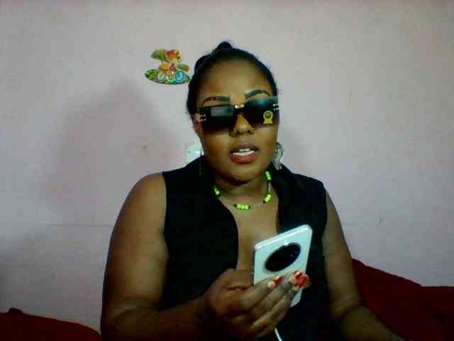 Cynthiarothrock5 webcam
