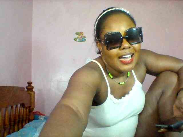 Cynthiarothrock5 webcam