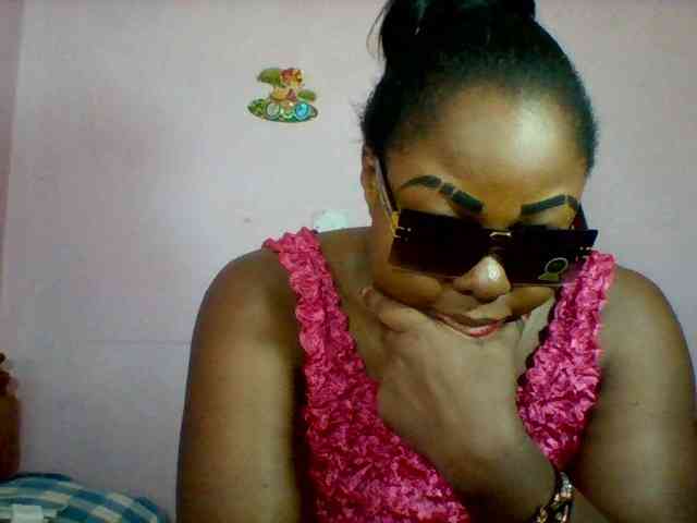 Cynthiarothrock5 webcam