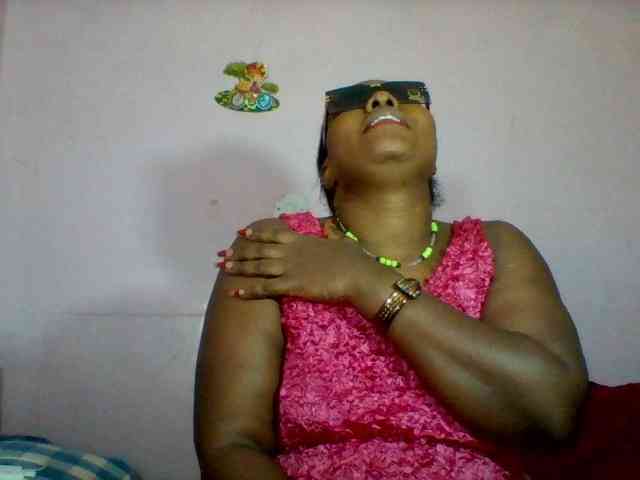 Cynthiarothrock5 webcam