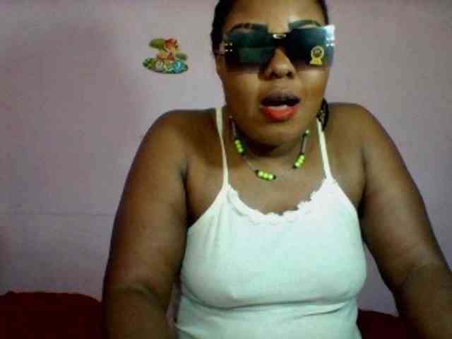 Cynthiarothrock5 webcam