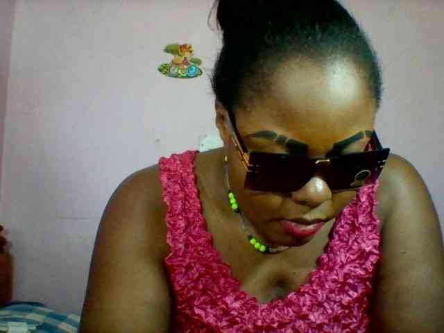Cynthiarothrock5 webcam