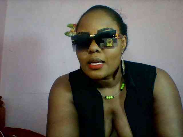 Cynthiarothrock5 webcam