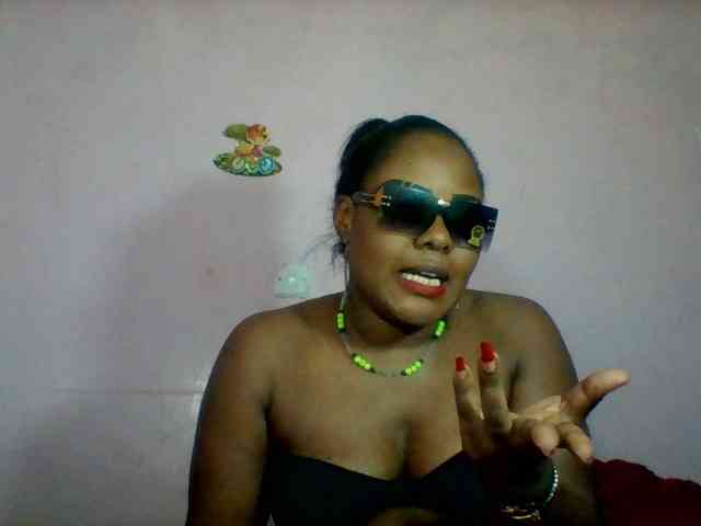 Cynthiarothrock5 webcam