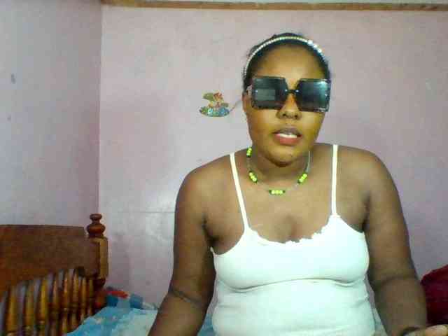 Cynthiarothrock5 webcam
