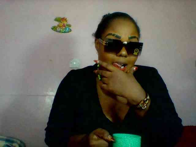 Cynthiarothrock5 webcam