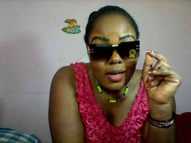 Cynthiarothrock5 webcam