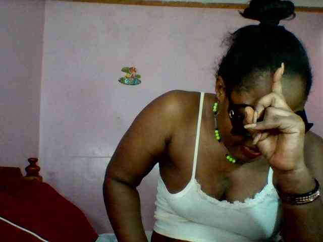 Cynthiarothrock5 webcam