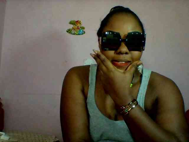 Cynthiarothrock5 webcam