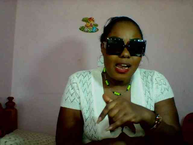 Cynthiarothrock5 webcam
