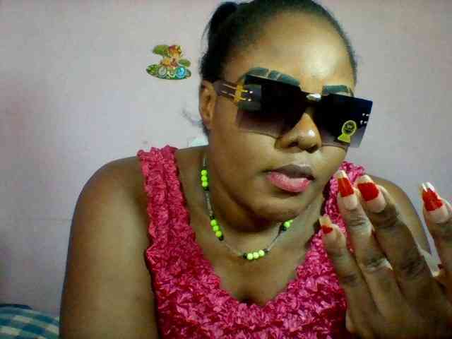 Cynthiarothrock5 webcam