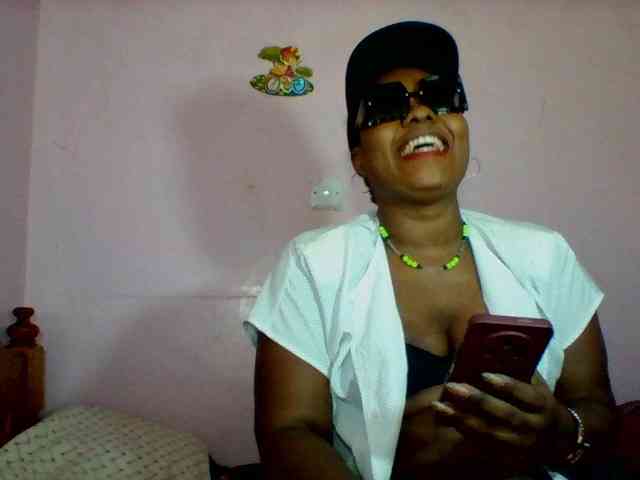 Cynthiarothrock5 webcam