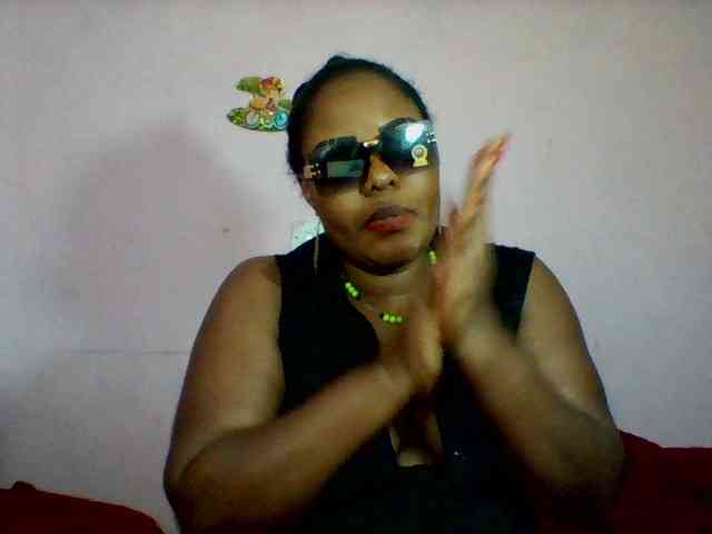 Cynthiarothrock5 webcam