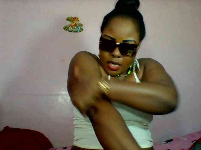 Cynthiarothrock5 webcam