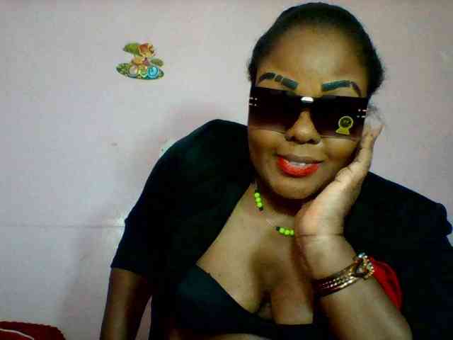 Cynthiarothrock5 webcam