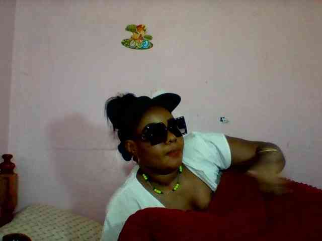 Cynthiarothrock5 webcam