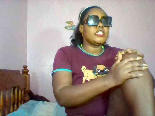 Cynthiarothrock5 webcam