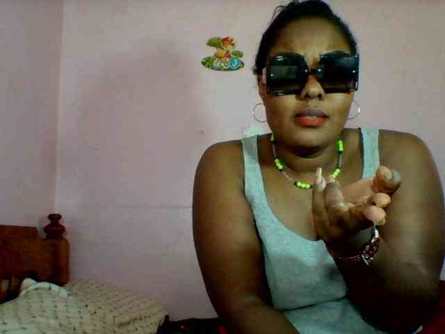 Cynthiarothrock5 webcam